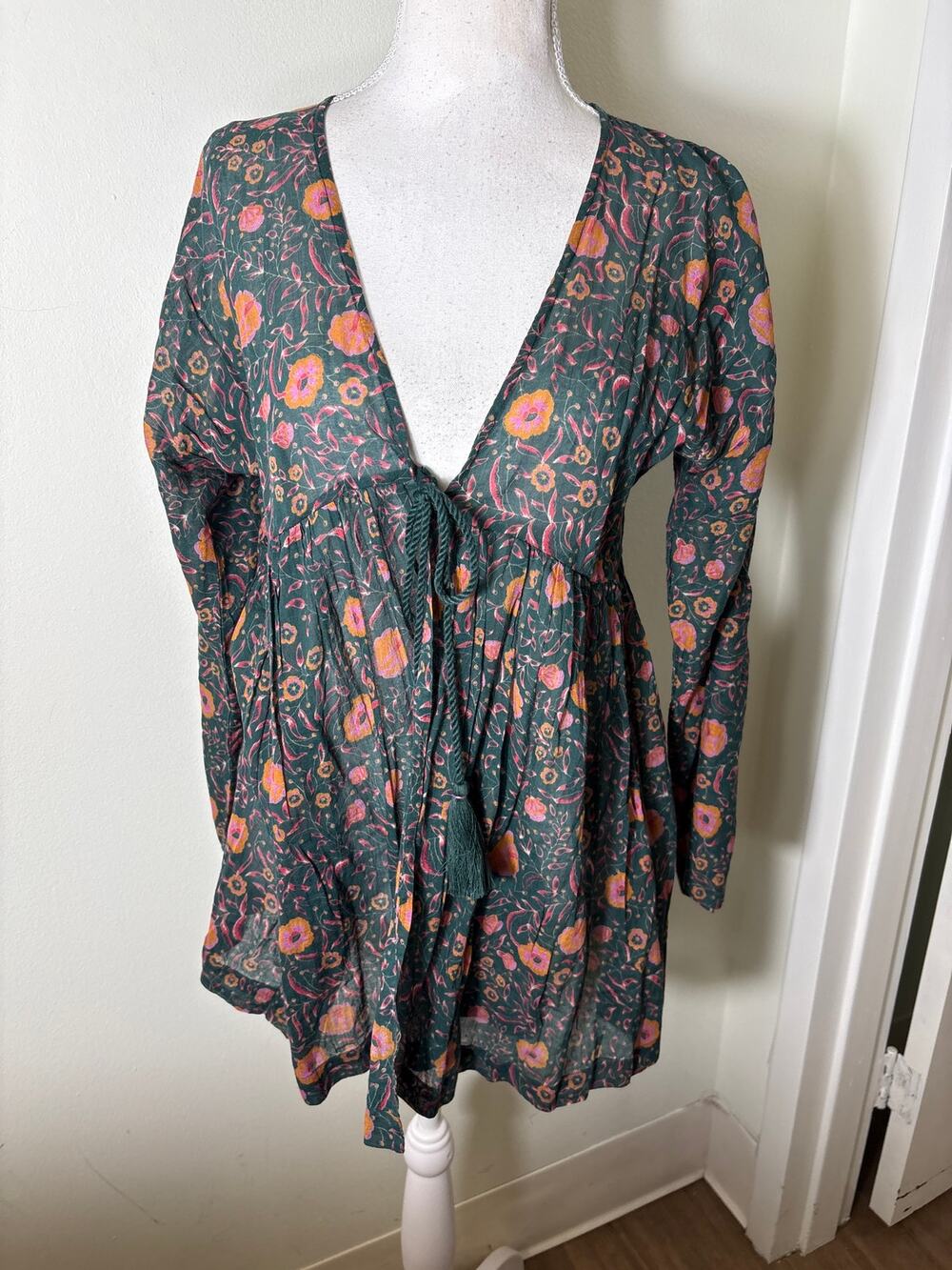 Roller Rabbit Dark Green Floral Cotton Long Sleeve Tie-Over Top Sz S